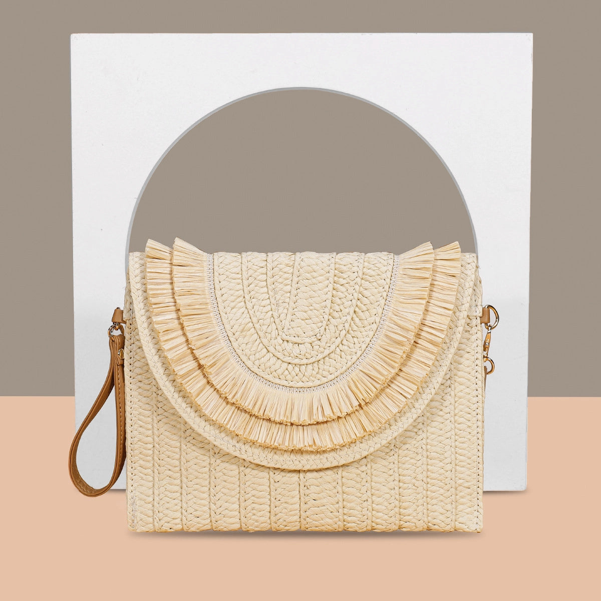 Raffia clutch bag - cream