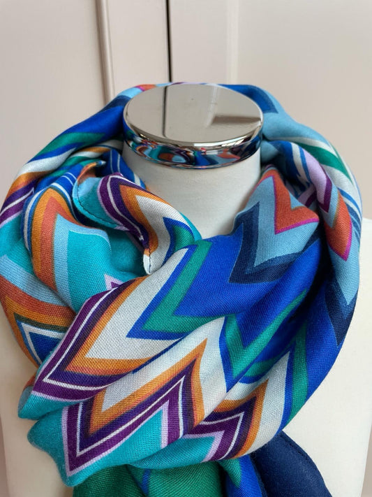 Zigzag colourful scarf - green