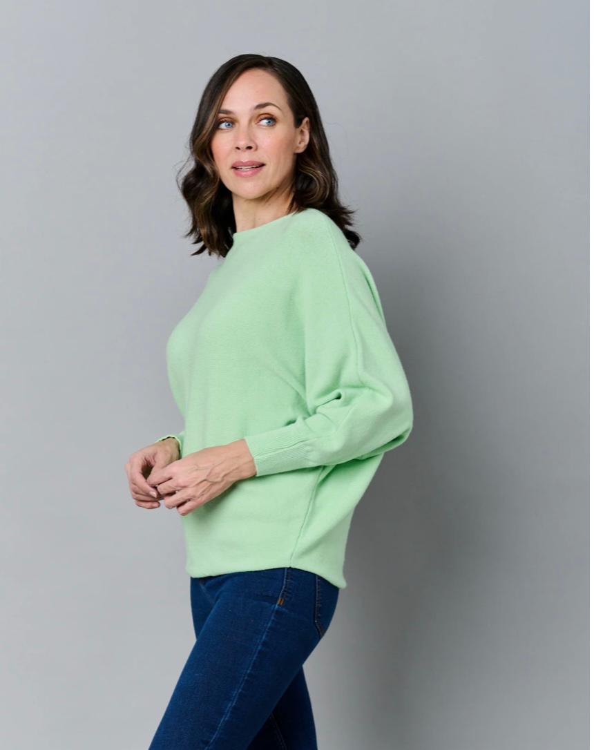 Pearl back button jumper - mint