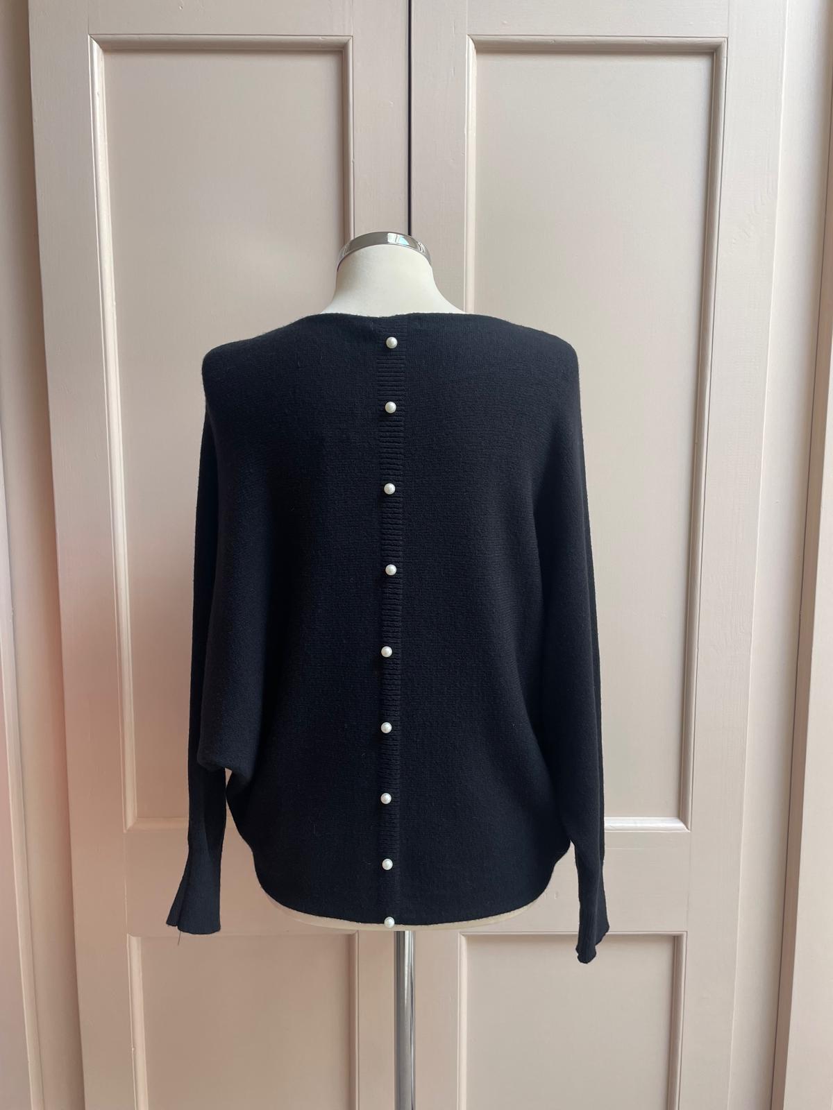 Pearl back button jumper - navy